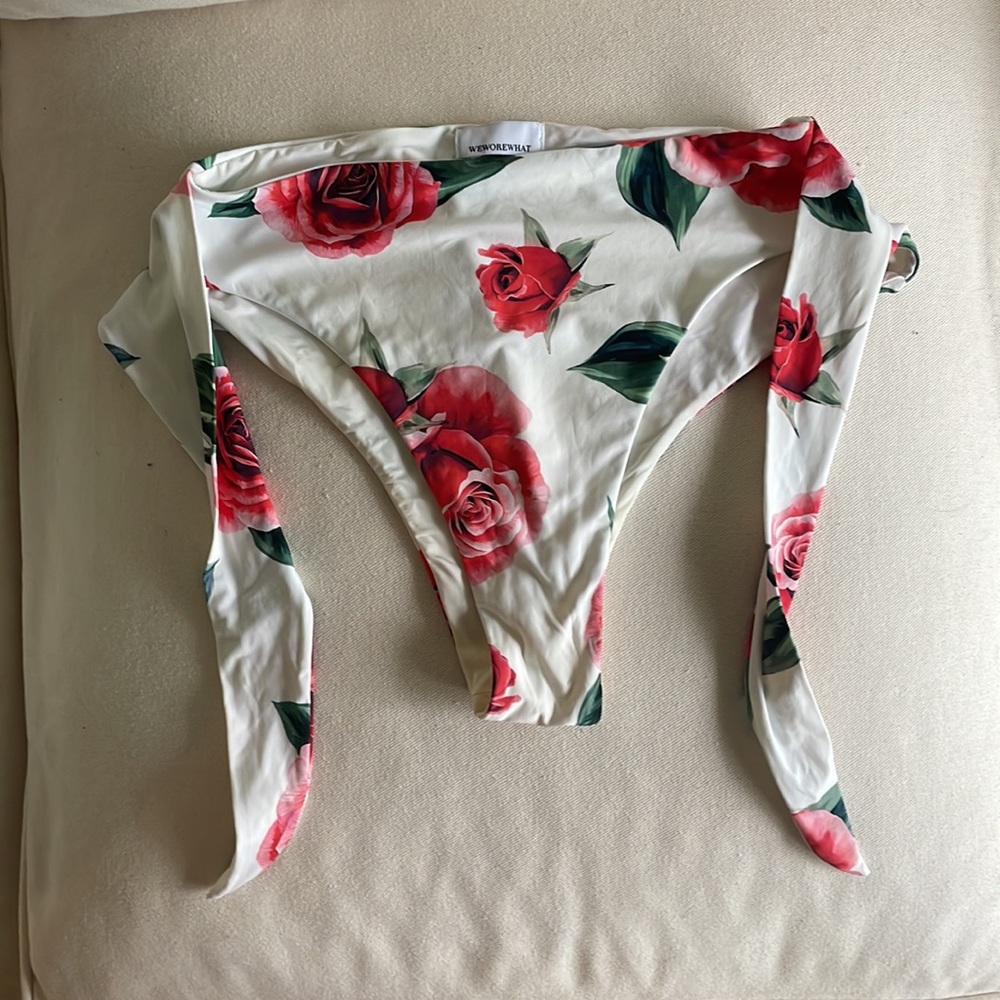 WeWoreWhat Riviera Roses Bikini Bottom - Picture 4 of 5